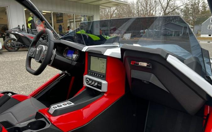 2024 Polaris Slingshot® ROUSH® Edition AutoDrive