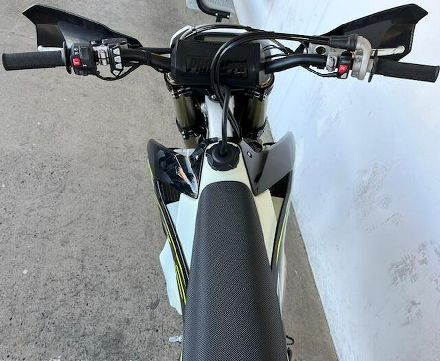 2026 Triumph TF450-E