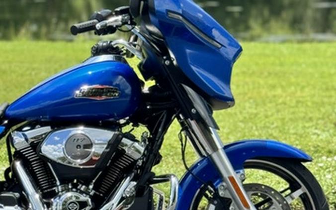 2025 Harley-Davidson FLHX - Street Glide