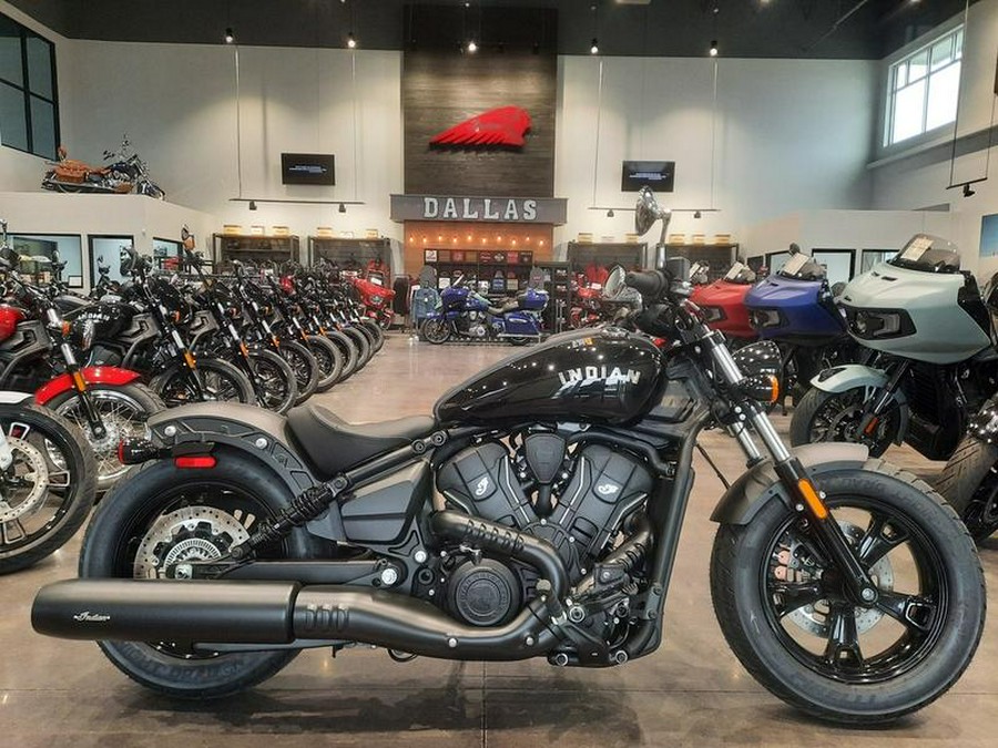 2025 Indian Motorcycle® SCOUT BOBBER SIXTY, ONYX BLK METALLIC, 49S Base
