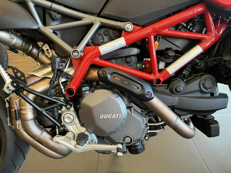 2023 Ducati Hypermotard 950 Ducati Red