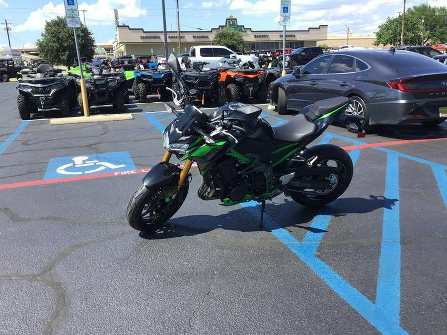 2024 Kawasaki Z900 SE ABS