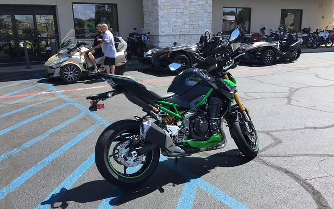 2024 Kawasaki Z900 SE ABS