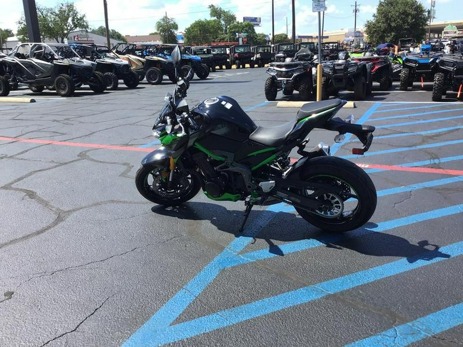 2024 Kawasaki Z900 SE ABS