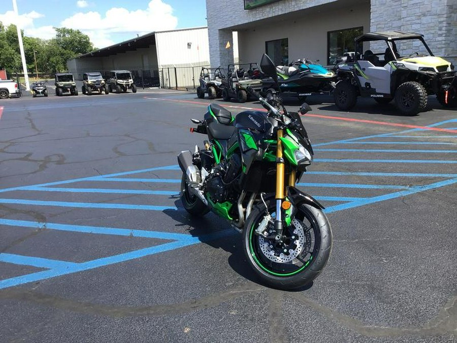 2024 Kawasaki Z900 SE ABS