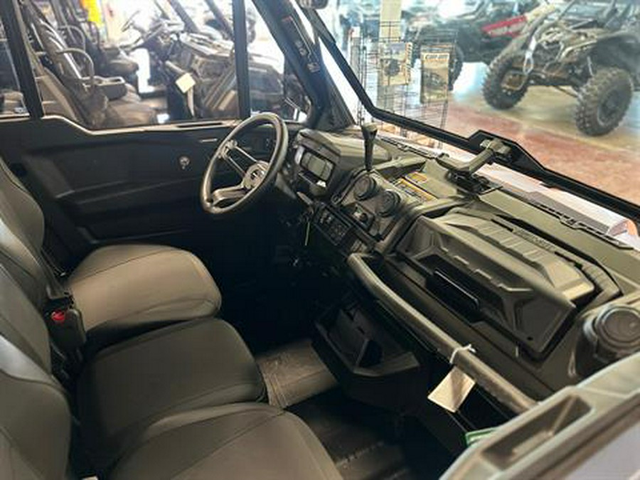 2026 Can-Am Defender PRO Limited