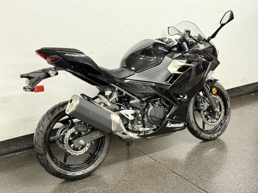 2019 Kawasaki Ninja® 400 ABS Metallic Spark Black