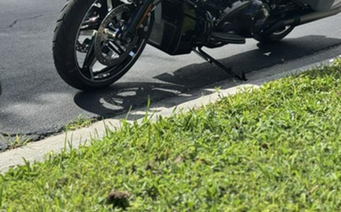 2025 Harley-Davidson FLHX - Street Glide