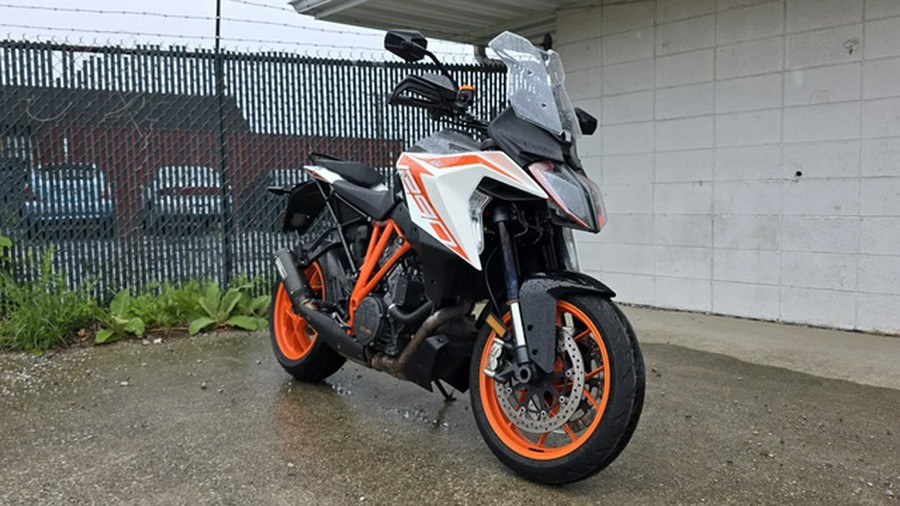 2019 KTM Super Duke 1290 GT