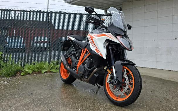 2019 KTM Super Duke 1290 GT