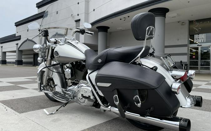2009 Harley-Davidson® Road King® Classic