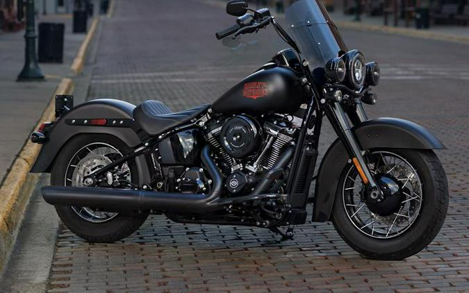 2026 Harley-Davidson® FLHD - Deadwood™