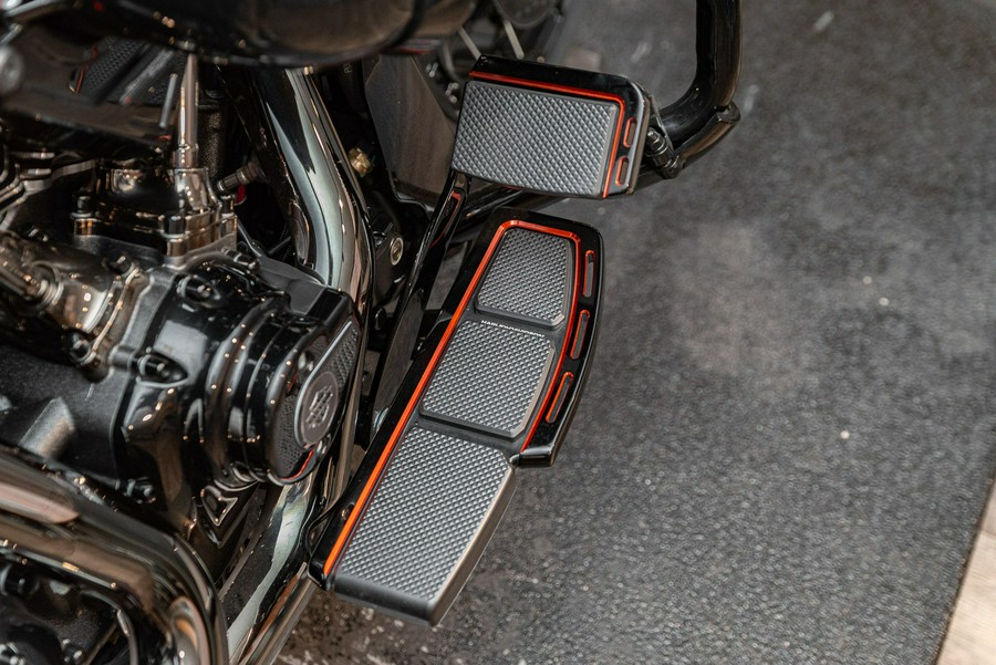2025 Harley-Davidson CVO™ Road Glide®