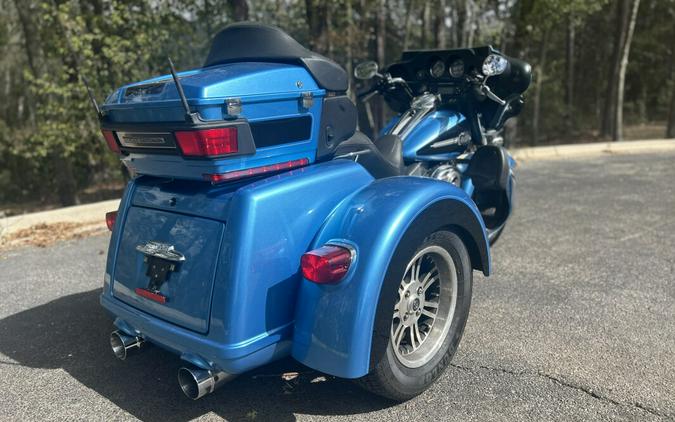 FLHTCUTG 2011 Tri Glide™ Ultra Classic®