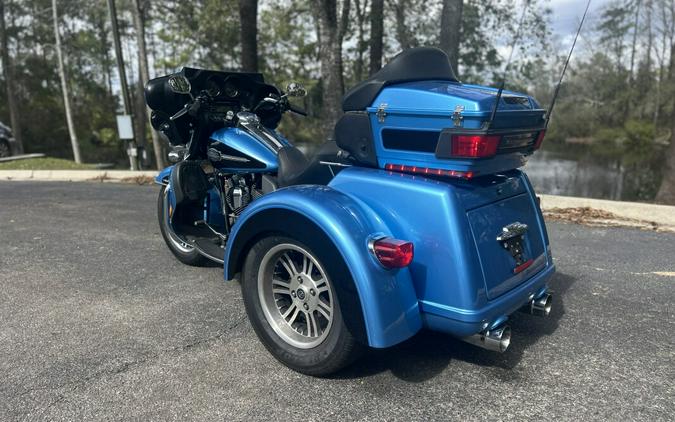 FLHTCUTG 2011 Tri Glide™ Ultra Classic®