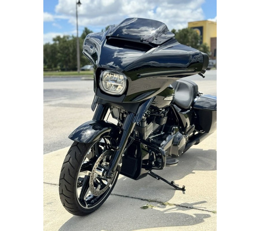 2025 Harley-Davidson FLHX - Street Glide