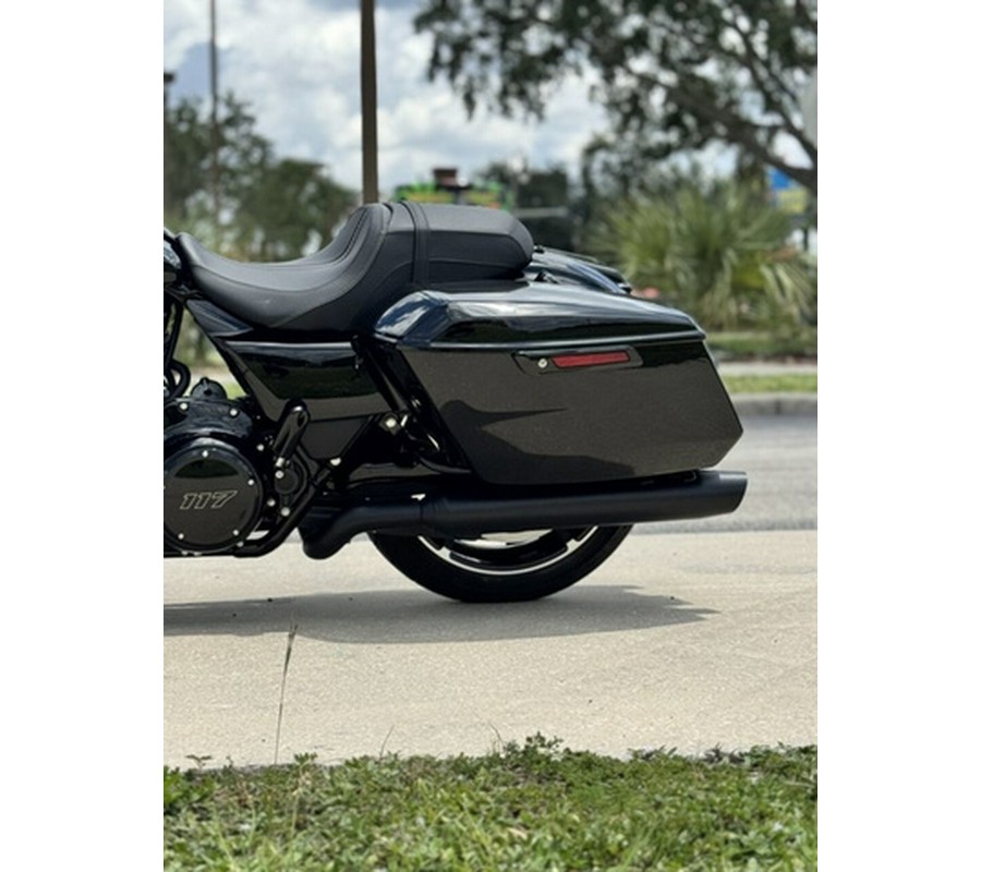 2025 Harley-Davidson FLHX - Street Glide