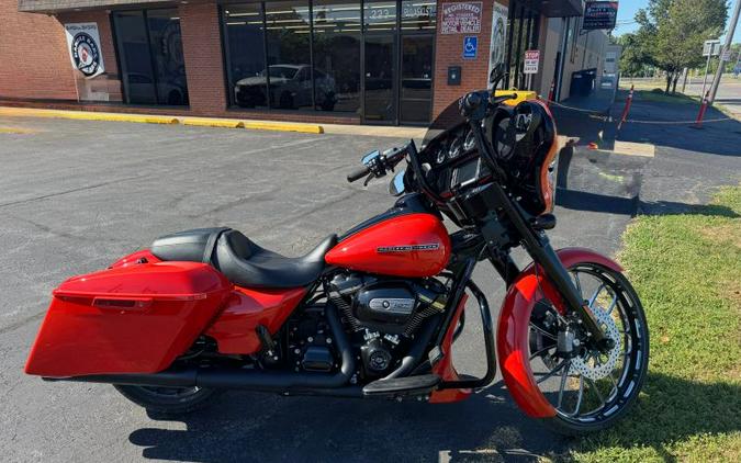 2018 Harley-Davidson FLHXS Street Glide Special