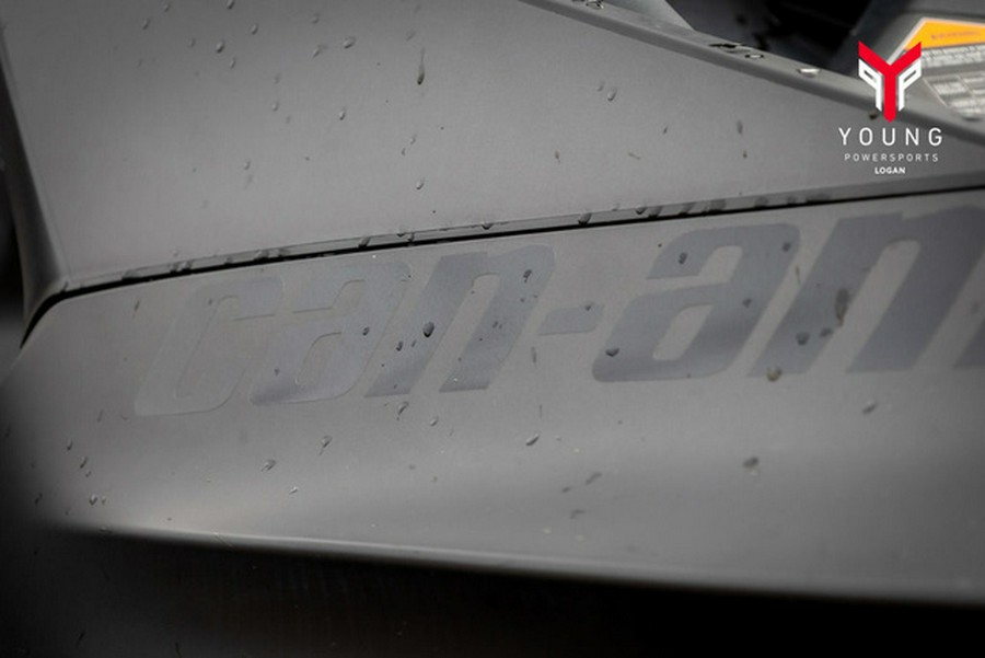 2025 Can-Am Maverick R Max X RS With Smart-Shox