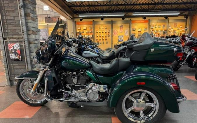 2021 Harley-Davidson® FLHTCUTG - Tri Glide® Ultra