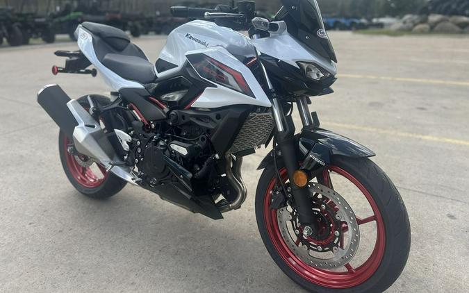 2026 Kawasaki Z500 SE ABS
