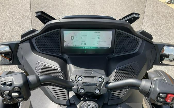 2027 Can-AM RT Limited