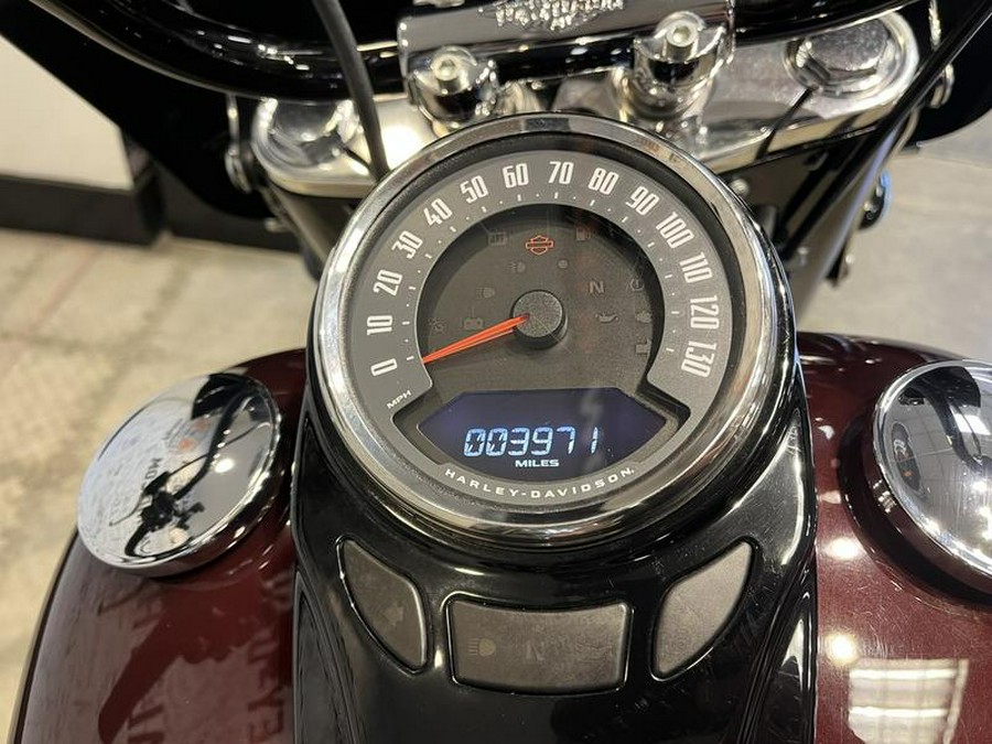 2021 Harley-Davidson® FLHCS - Heritage Classic 114