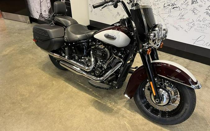 2021 Harley-Davidson® FLHCS - Heritage Classic 114