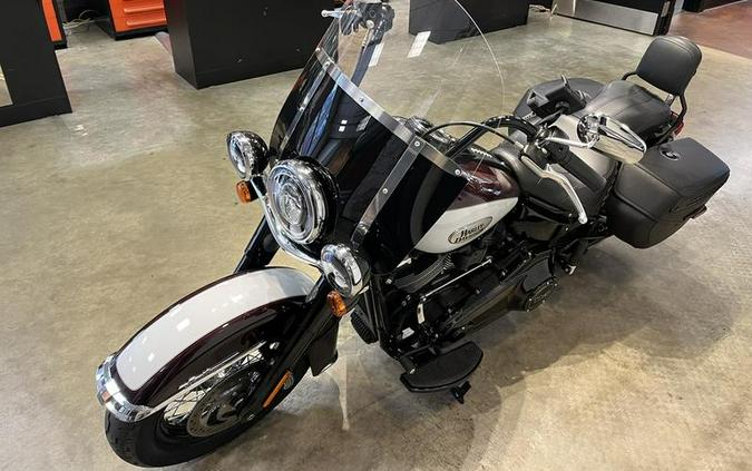 2021 Harley-Davidson® FLHCS - Heritage Classic 114