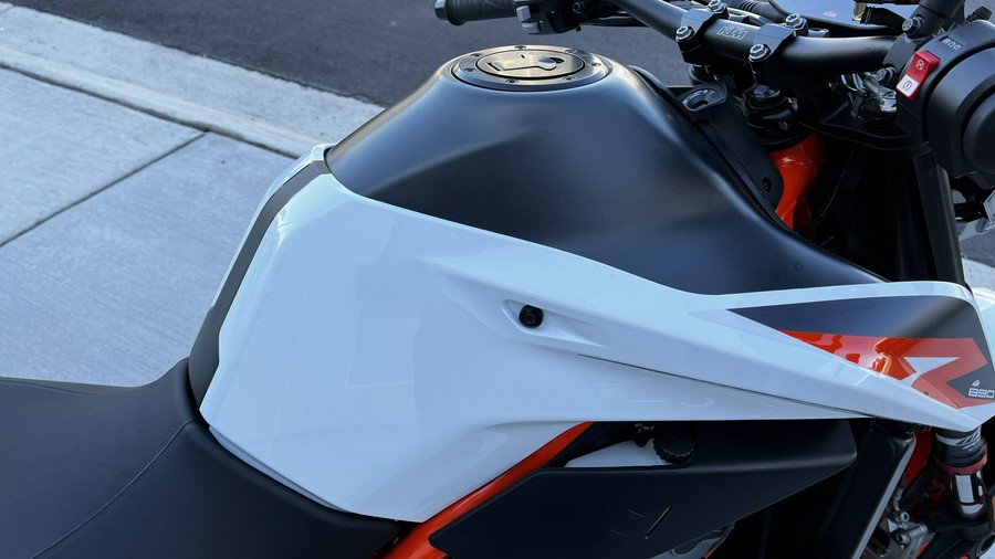 2021 KTM Duke