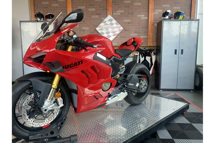 2024 Ducati Panigale V4 S