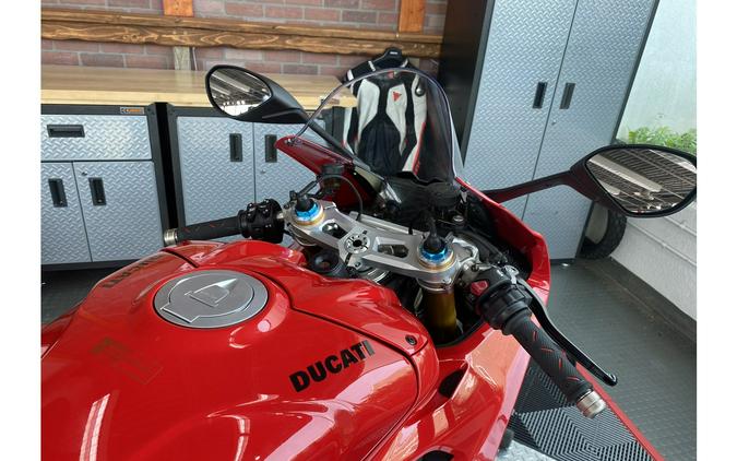 2024 Ducati Panigale V4 S