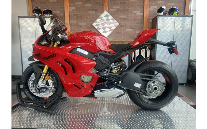 2024 Ducati Panigale V4 S