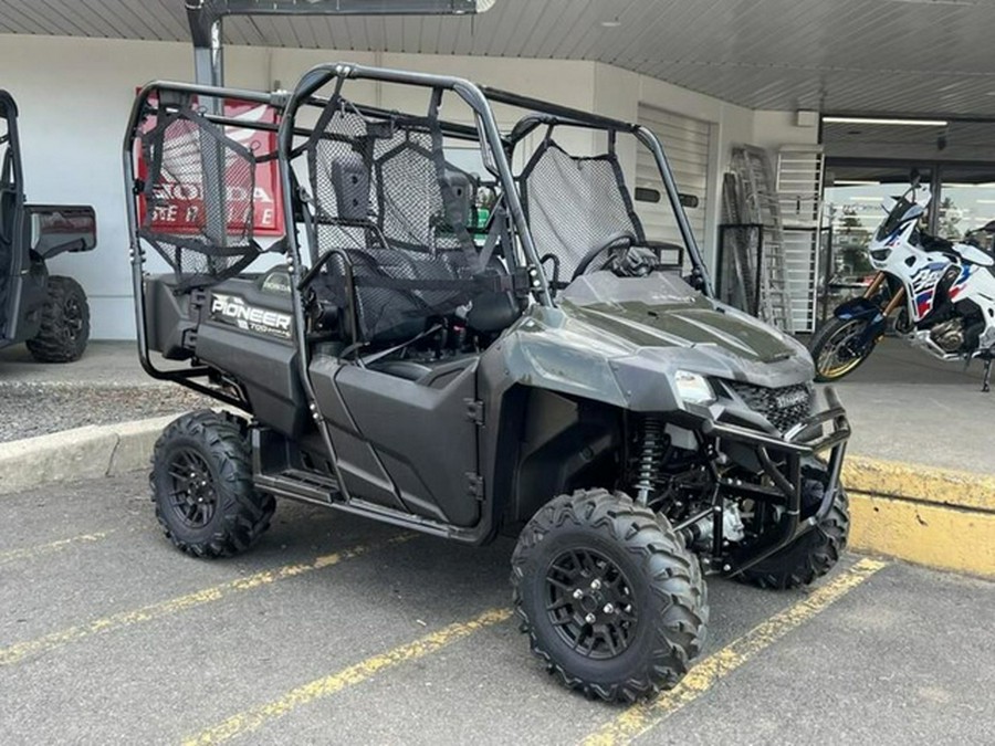 2024 Honda Pioneer 1000-5