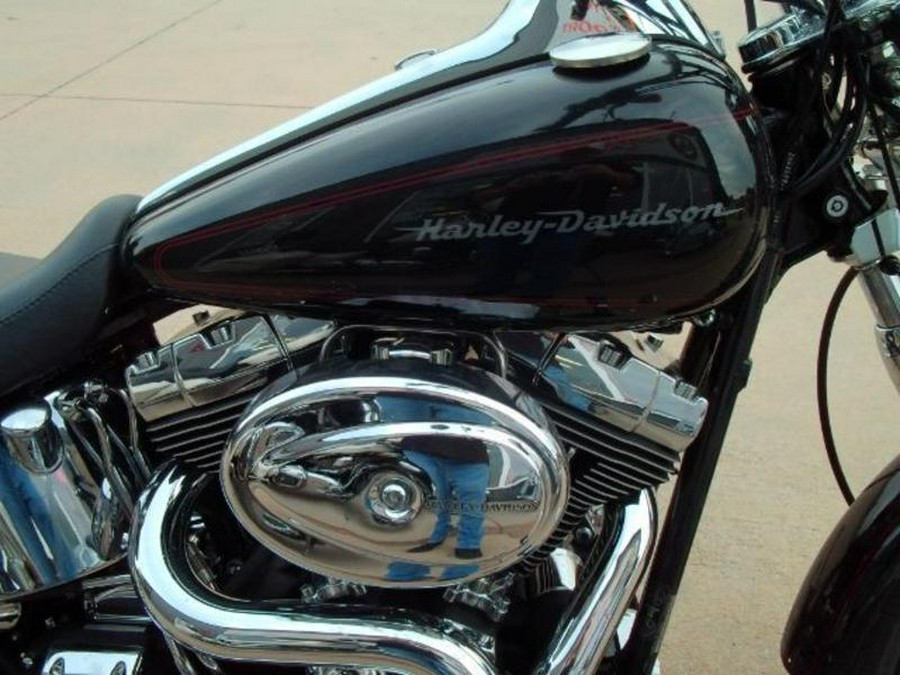 2000 Harley-Davidson® FXSTD - Softail® Deuce