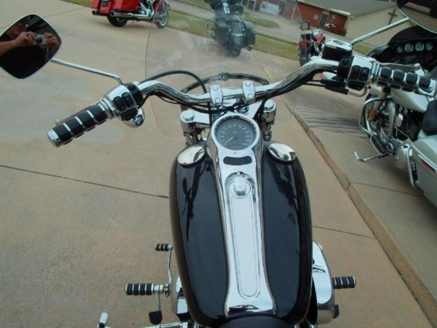 2000 Harley-Davidson® FXSTD - Softail® Deuce
