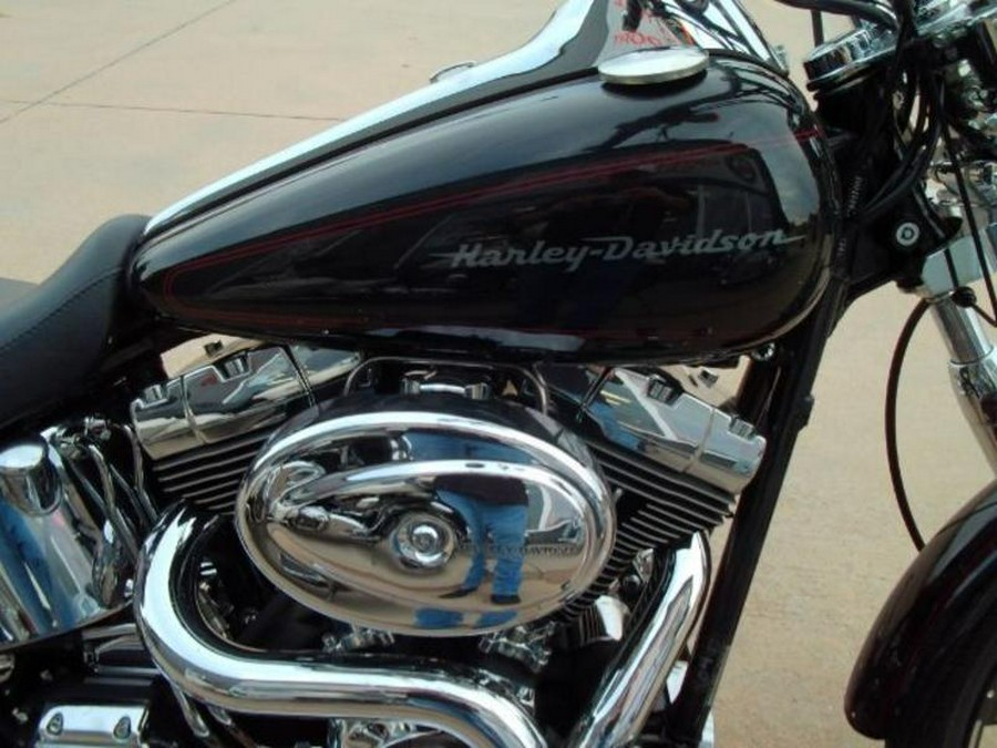 2000 Harley-Davidson® FXSTD - Softail® Deuce