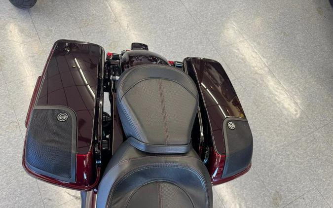 2019 Harley-Davidson FLHXSE CVO Street Glide