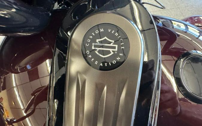 2019 Harley-Davidson FLHXSE CVO Street Glide