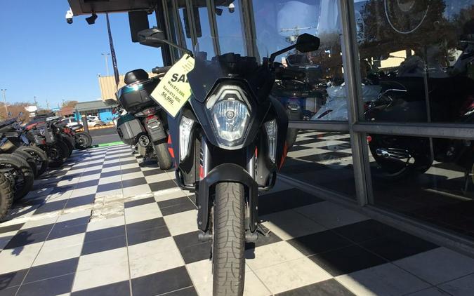 2017 KTM 1290 Super Duke GT