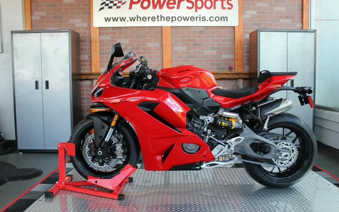 2026 Ducati Panigale V2S - Demo V2