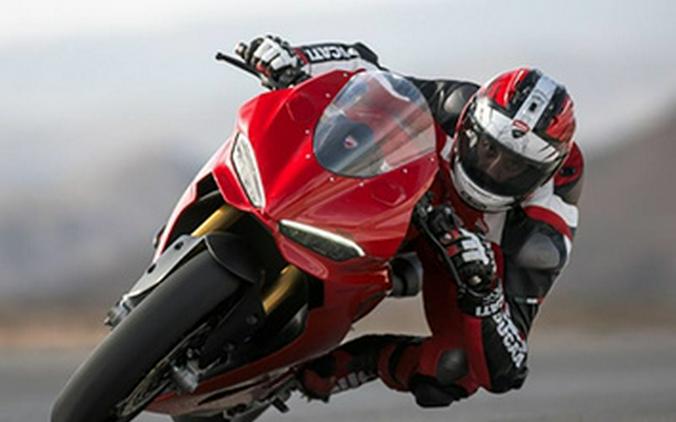 2026 Ducati Panigale V2S - Demo V2