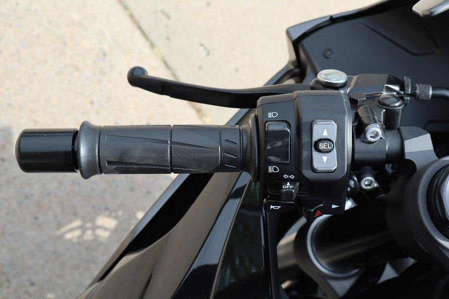 2026 NINJA ZX-6R ABS - Kawasaki