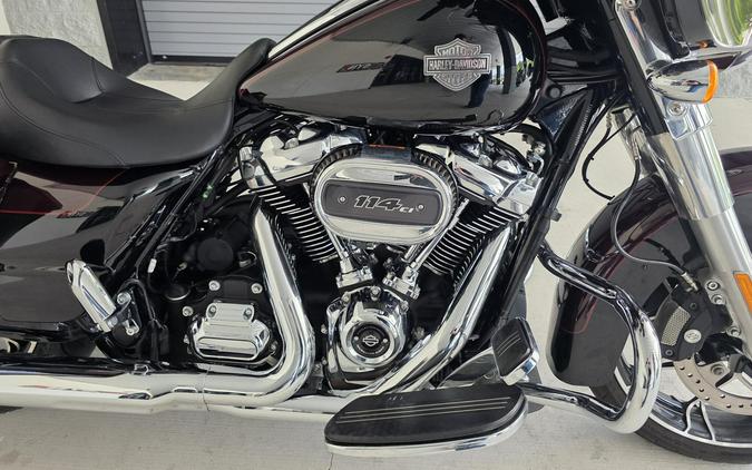 2022 Harley-Davidson® Street Glide® Special Midnight Crimson/Vivid Black