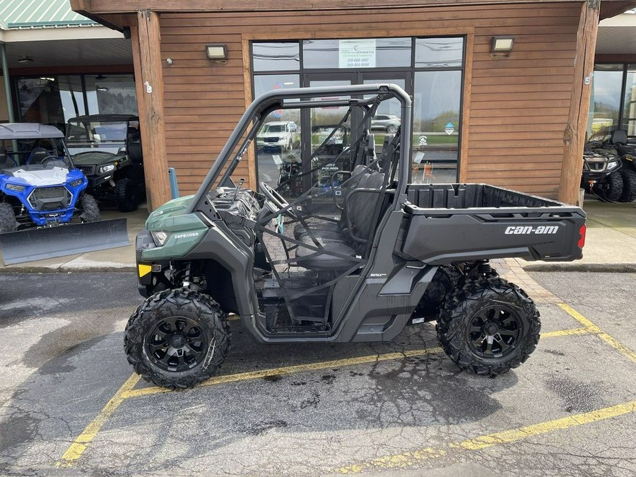 2023 Can-Am® Defender HD9