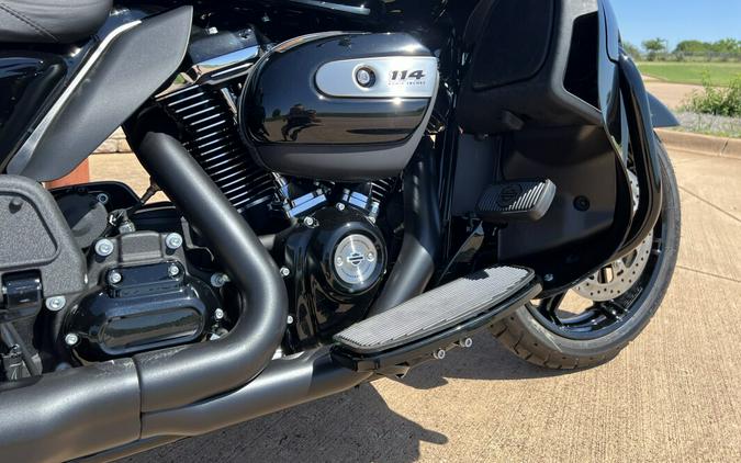 2024 Harley-Davidson Road Glide Limited Vivid Black