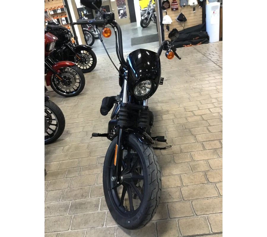 2020 Harley-Davidson® Iron 1200™ Vivid Black
