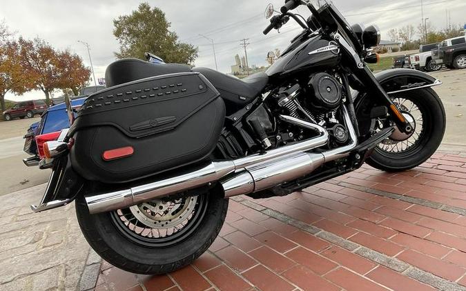2019 Harley-Davidson® FLHC - Softail® Heritage Classic