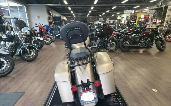 2020 Indian Challenger Dark Horse Sandstone Smoke DH