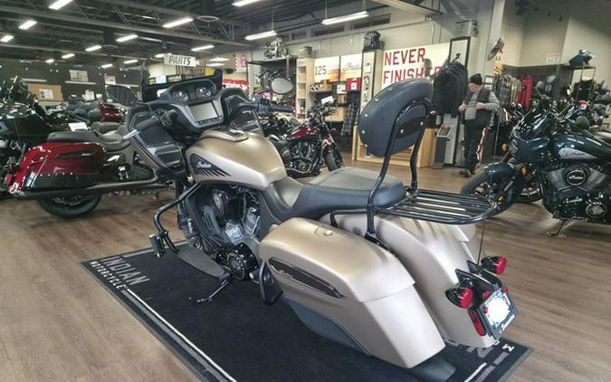 2020 Indian Challenger Dark Horse Sandstone Smoke DH